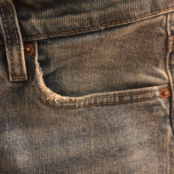 Old Navy High-Waisted O.G. Straight Button-Fly Ripped Jeans - Size 4 - Picture 10 of 11